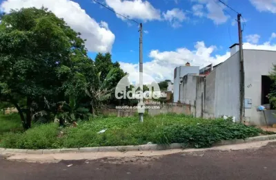 Terreno à venda no Santa Felicidade, Cascavel 