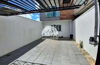 Sobrado à venda, 2 quartos, 1 suíte, 2 vagas, Santa Cruz - Cascavel/Pr