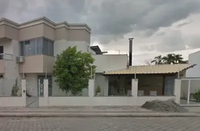 Sobrado à venda de 124 metros quadrados com 02 dormitórios em Perequê - Porto Belo - SC