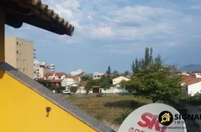 Apartamento 3 qts com área de lazer, condomínio no braga cabo frio rj