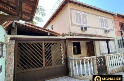 Casa em condomínio com 2 quartos, jardim caiçara - cabo frio/rj