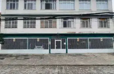 Apartamento 02 quartos no coração da cidade, centro - cabo frio/rj