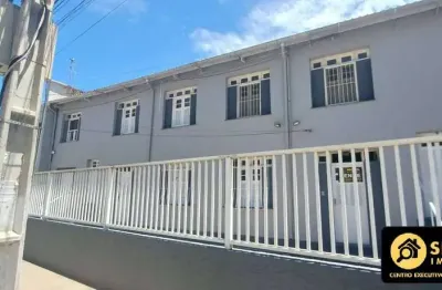 Apartamento com 03 quartos a uma quadra da praia o forte - cabo frio/rj