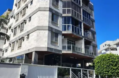 Cobertura duplex 04 quartos, condomínio compelto - algodoal, cabo frio/rj