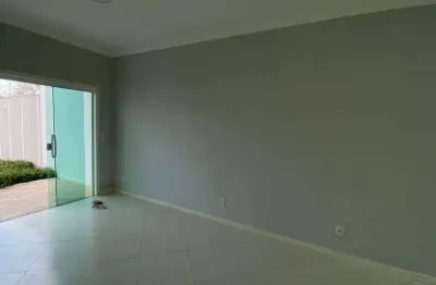 Casa independente 03 quartos à venda na vila do peró, cabo frio/rj