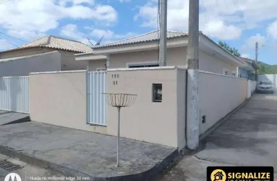 Casa em condomínio no bairro fluminense – são pedro da aldeia/rj