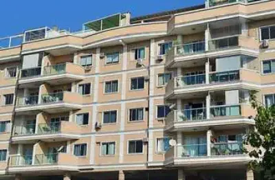 Apartamento todo mobiliado à 05 minutos da praia do forte, cabo frio/rj