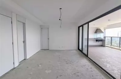 Apartamento no Campo Belo com 166m de area util, três suítes, duas vagas !