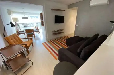 Apartamento com 1 suíte, 80 m² - 2 vagas de garagem na Vila Olimpia