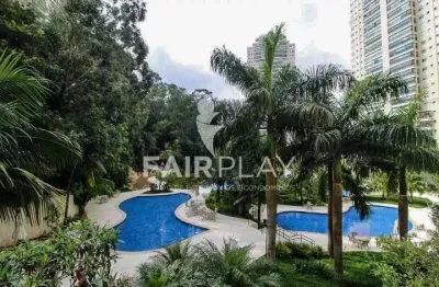 Apartamento amplo com 160m de area util, 02 suítes, sala para 03 ambie