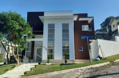 Rr6990 casa charmosa 210m² condomínio nova paulista - oportunidade - 3 suítes 4 vagas - jandira, sp - ótima localização - parque nova jandira