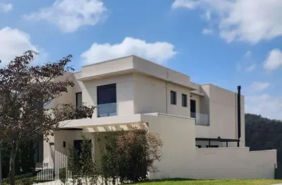 Rr7757 casa de alto padrão 440m² condomínio genesis i - oportunidade - 4 suítes 4 vagas - santana de parnaíba, sp - ótima localização - alphaville