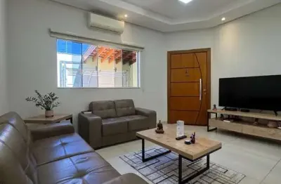 RR0306 LINDA CASA A VENDA 111m² - JARDIM BOER - OPORTUNIDADE - 3 Dorms 2 Vagas - Americana, SP - Ótima Localização