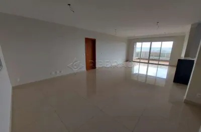 Apartamento com 03 suítes à venda no edificio mirante do ipê.