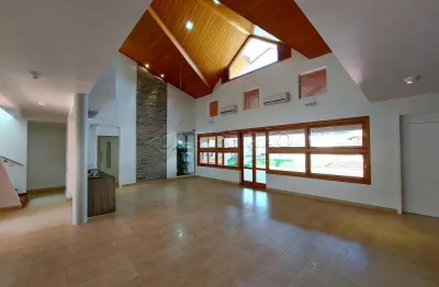 Casa sobrado à venda no bairro canadá com 4 suítes, piscina, escritório e 7 vagas