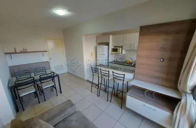 Apartamento no bairro  nova aliança com  2 dormitórios ,armários planejados  sendo 01 suite.