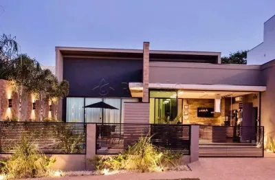 Casa térrea no condomínio residencial morada da fronteira na cidade de rifaina com 03 suites, casa de barco, piscina, varanda gourmet.