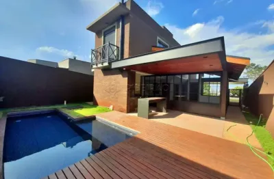 Sobrado no condomínio quinta dos ventos com 03 suítes, completa de armarios piscina e varanda gourmet com churrasqueira.