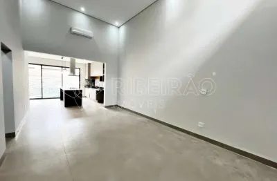 Casa térrea em condomínio fechado, 03 suítes com armários planejados, piscina e churrasqueira.