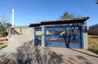 Casa térrea com piscina e varanda gourmet à venda, 3 dormitórios (1 suíte) 4 vagas