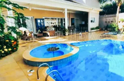 Sobrado em condomínio 04 dormitórios com piscina para venda no villa real