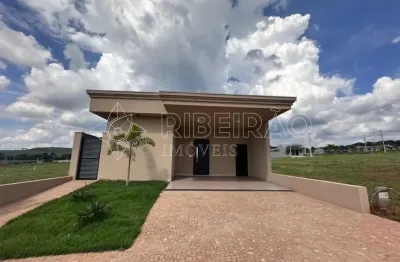 Casa térrea em condomínio 03 dormitórios com piscina para locação no quinta da mataii