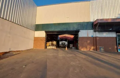 Galpão para locação 380m² pé direito de 8m no alto da boa vista