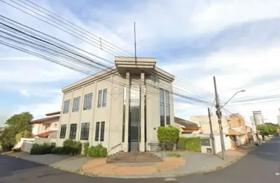 Imóvel comercial de esquina no bairro nova ribeirânia com 05 salas , 01 salão mobiliado no piso superior  preparado para   telemarketing, 08 vagas  com recuo frontal.
