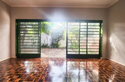 Casa com 3 quartos à venda no Jardim Paulistano, Ribeirão Preto 