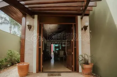 Casa sobrado com 4 suítes e piscina no Royal Park para locação