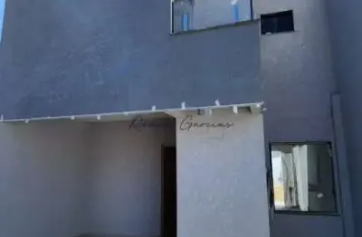 Casa com 3 quartos à venda na Rua L, 100, Nova Serrana, Sete Lagoas por R$ 420.000