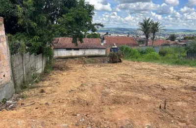 Terreno à venda na Rua Mestre João Matias, 01, Jardim Arizona, Sete Lagoas por R$ 220.000