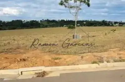 Terreno à venda na Rua Catalão, 100, Vitoria da União, Sete Lagoas por R$ 230.000