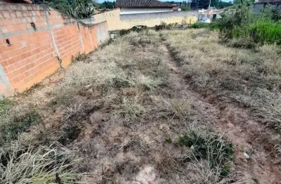 Terreno à venda na Rua Celenita Isabel da Cunha Abreu, 10, São Geraldo, Sete Lagoas por R$ 180.000