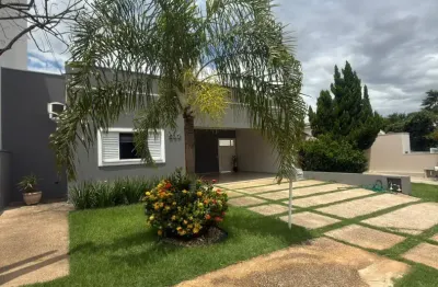 Casa terrea com quatro suítes a venda em condomíno fechado em indaiatuba sp