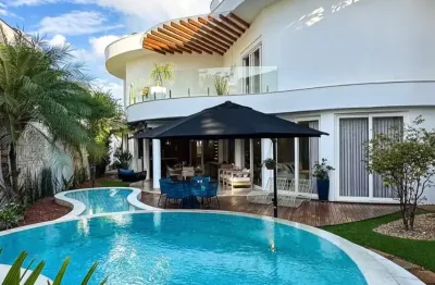 Exclusividade, 4 Suítes e 401m² no Condomínio Mais Desejado de Indaiatuba