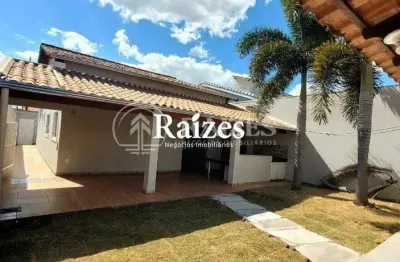 Casa com 4 quartos à venda no Maravilha, Uberlândia 