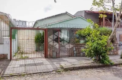 Casa  3 quartos para venda  no bairro Partenon em Porto Alegre/RS