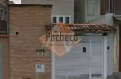 Sobrado na Vila Matilde, 3 suítes, 5 vagas, 350m², R$1.200.000,00