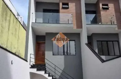 Sobrado na Vila Carrão com 03 suítes, 02 vagas, 120m², R$ 1.200.000,00.