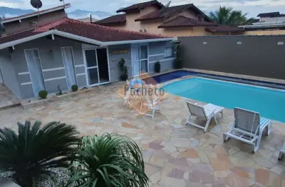 Casa Térrea na Morada da Praia, 3 dormitórios (1 suíte), 3 vagas, 234m², piscina, R$ 1.800.000,00