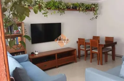 Sobrado na Vila Esperança, 2 suítes, 1 vaga, 62m², R$ 430.000,00.