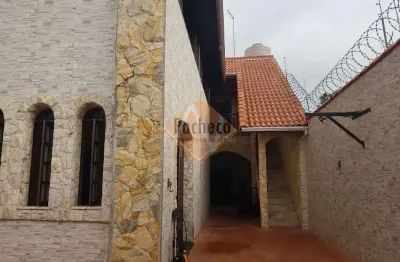 Sobrado Frontal na Praia Grande, 4 dormitórios (2 suítes), 5 vagas, 260m², R$ 750.000,00