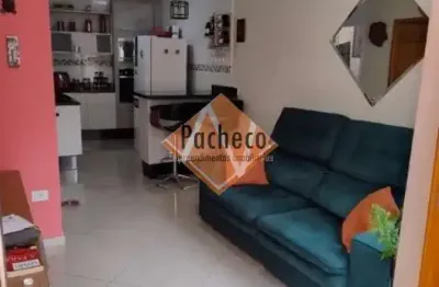 Sobrado em Condomínio na Vila Ré, 2 suítes, 1 vaga, 68m², R$426.000,00