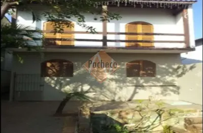 Sobrado Frontal na Penha, 4 dormitórios, 3 vagas, 179m², R$1.000.000,00