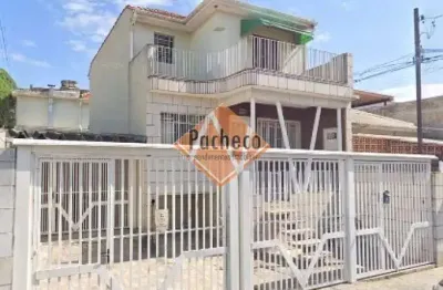 Sobrado na Penha, 3 moradias, 5 dormitórios, 5 vagas, 200m², R$1.600.000,00