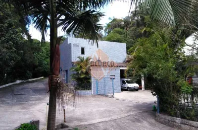 Área de Terras Rural com uso Residencial e Comercial em Itaquera, 6 dormitórios (3 suítes), 4 vagas, Galpão, 12.400m², R$ 25.000,00