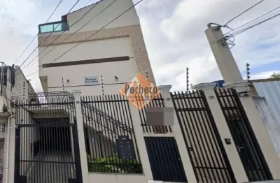 Sobrado em Condomínio Fechado na Penha de França, 2 suítes, 2 vagas, 97m², R$ 565.000,00.