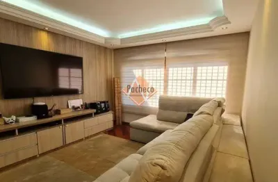 Sobrado na Vila Costa Melo, 3 dormitórios (1 suíte), 4 vagas, 301m², R$1.382.000,00