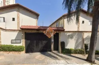 Sobrado na Vila Marieta, 3 dormitórios ( 1 Suíte), 2 vagas, 87m², R$ 550.000,00